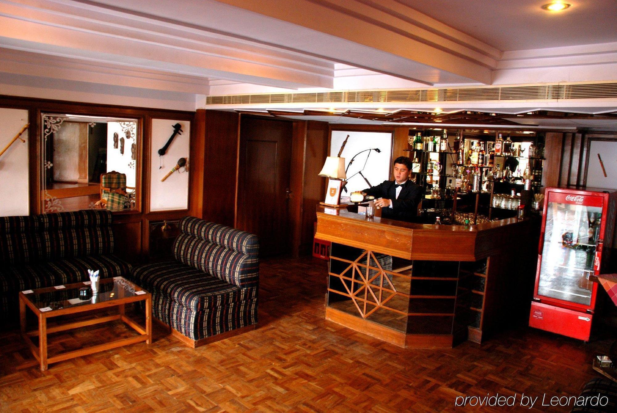 Sinclairs Retreat Ooty Hotel Restaurant foto